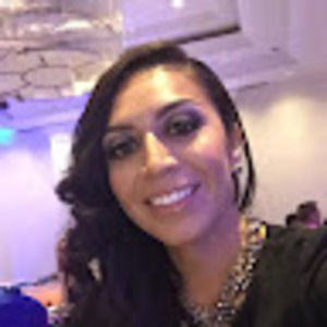 Meet your Posher, Estela